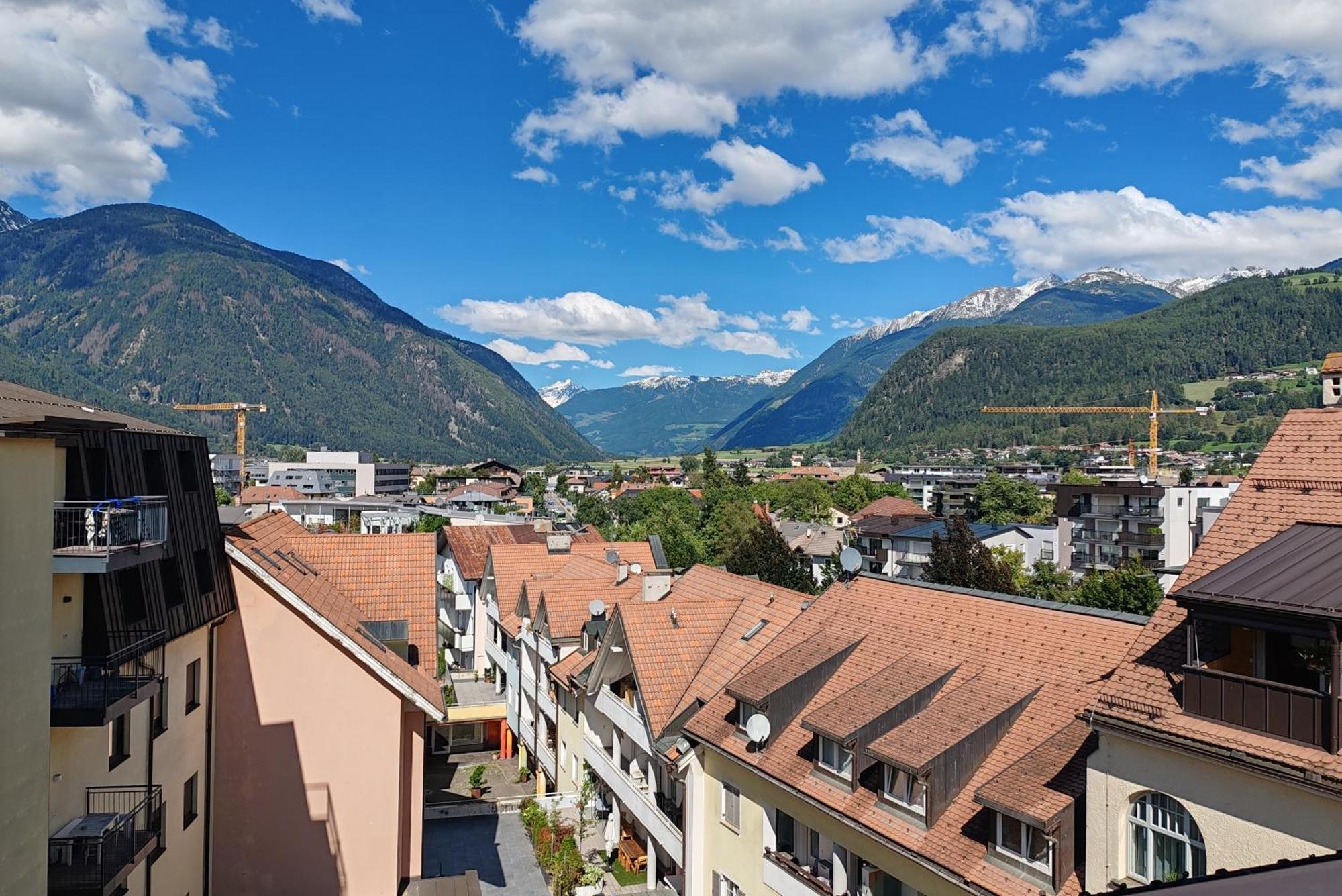 Aurturist Brunico Lägenhet Rum bild