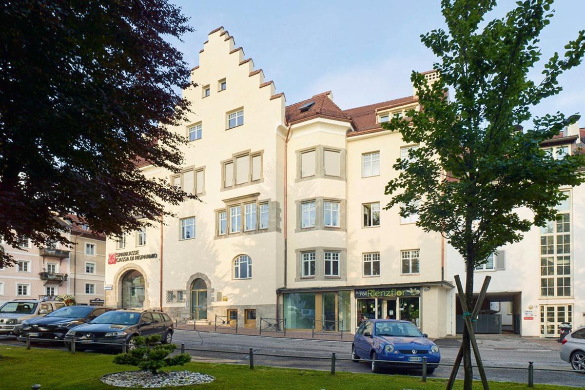 Aurturist Brunico Lägenhet Exteriör bild